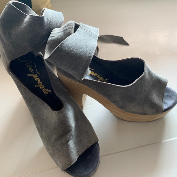 Free people tie up grey‎ suede shoes. Worn 2x - Picture 1 of 5